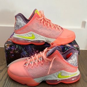 Nike Lebron 19 Low Basketball Shoes
